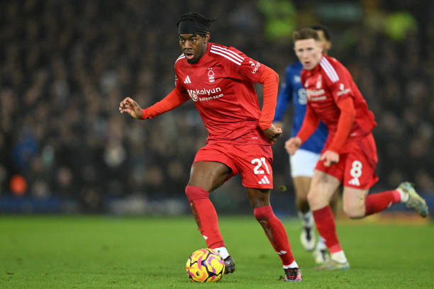 效的传控和 效的传控和