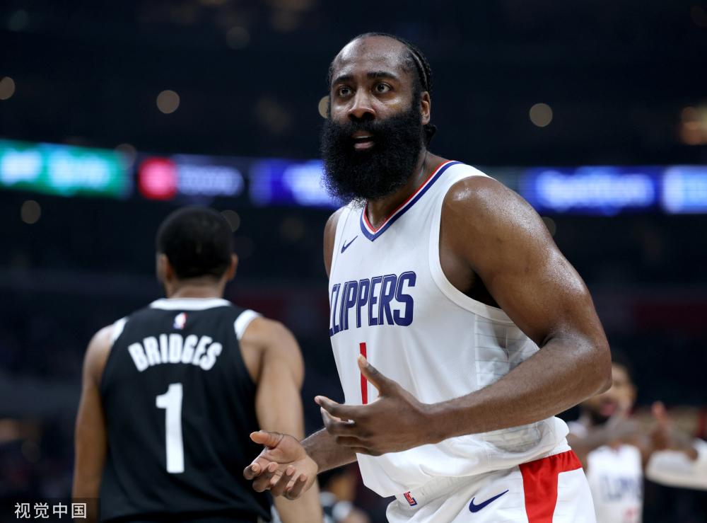 的中场调度 的中场调度