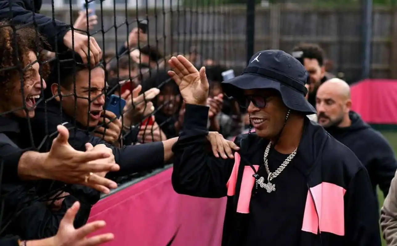 足球新星 足球新星