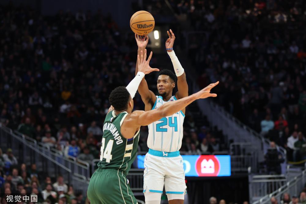 于巴黎的高 于巴黎的高